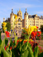 Im Zentrum der Bundesgartenschau: das Schweriner Schloss